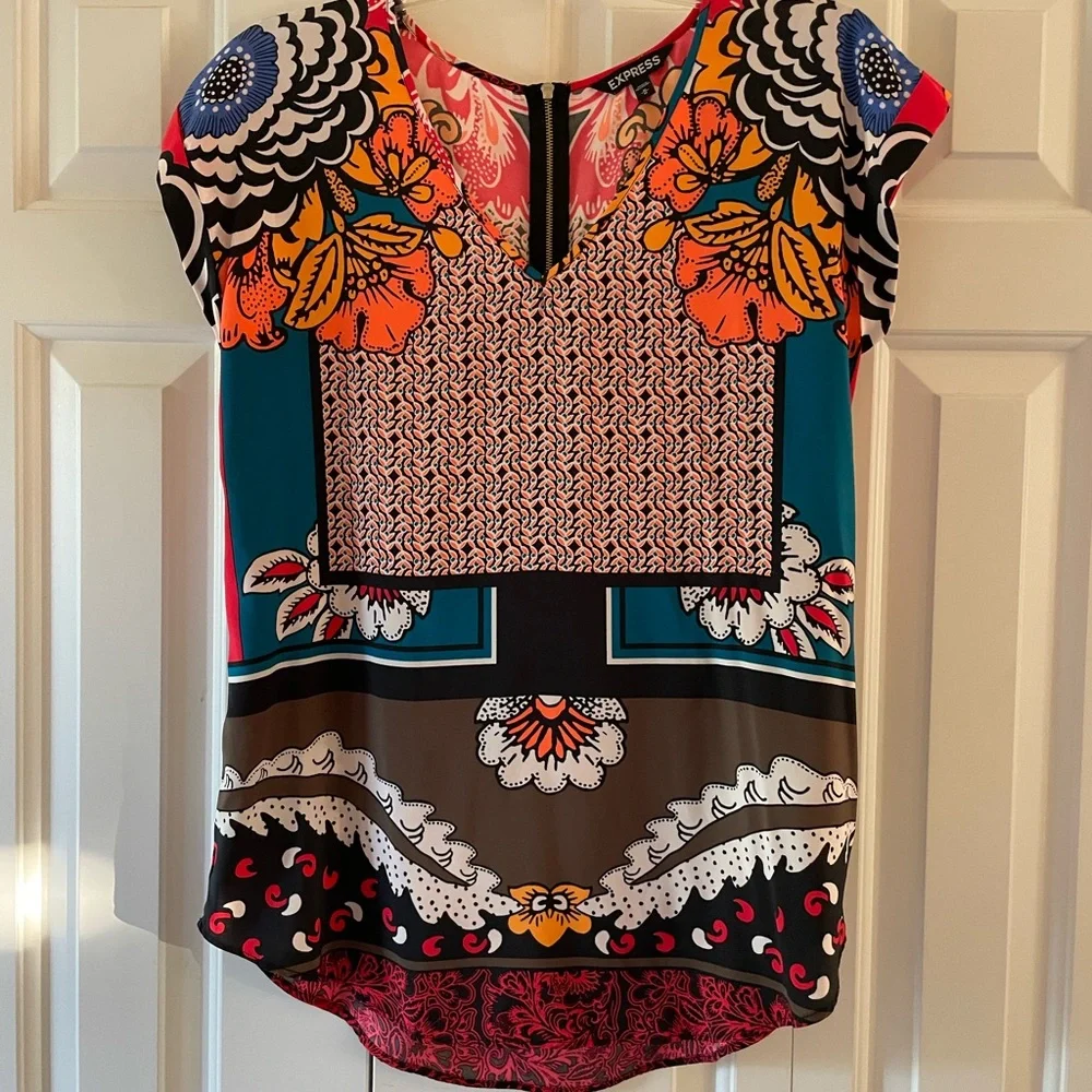 Express Top - Picture 2 of 6